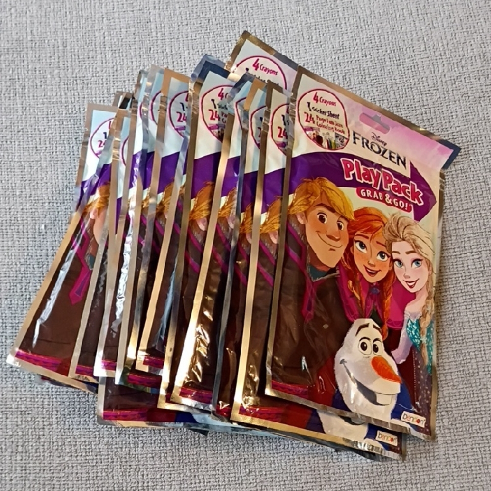 16 NWT Play Pack Grab & Go Disney Frozen Packs